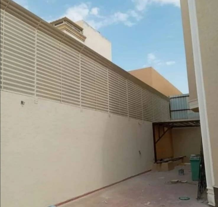 سواتر في مسقط