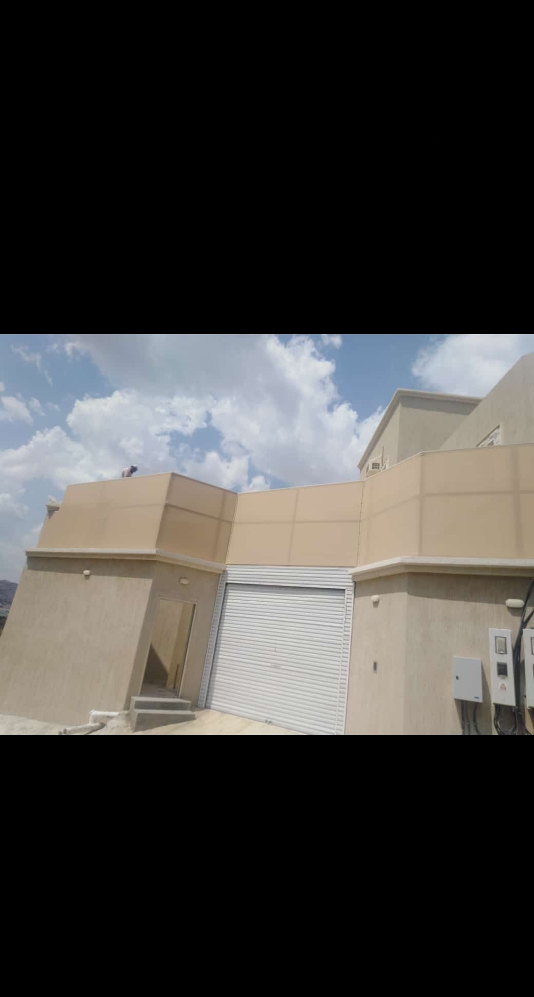 سواتر في مسقط