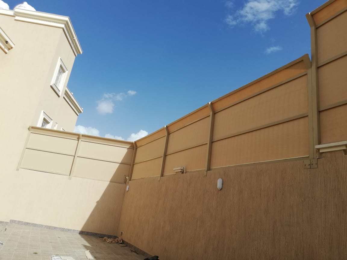 سواتر في مسقط